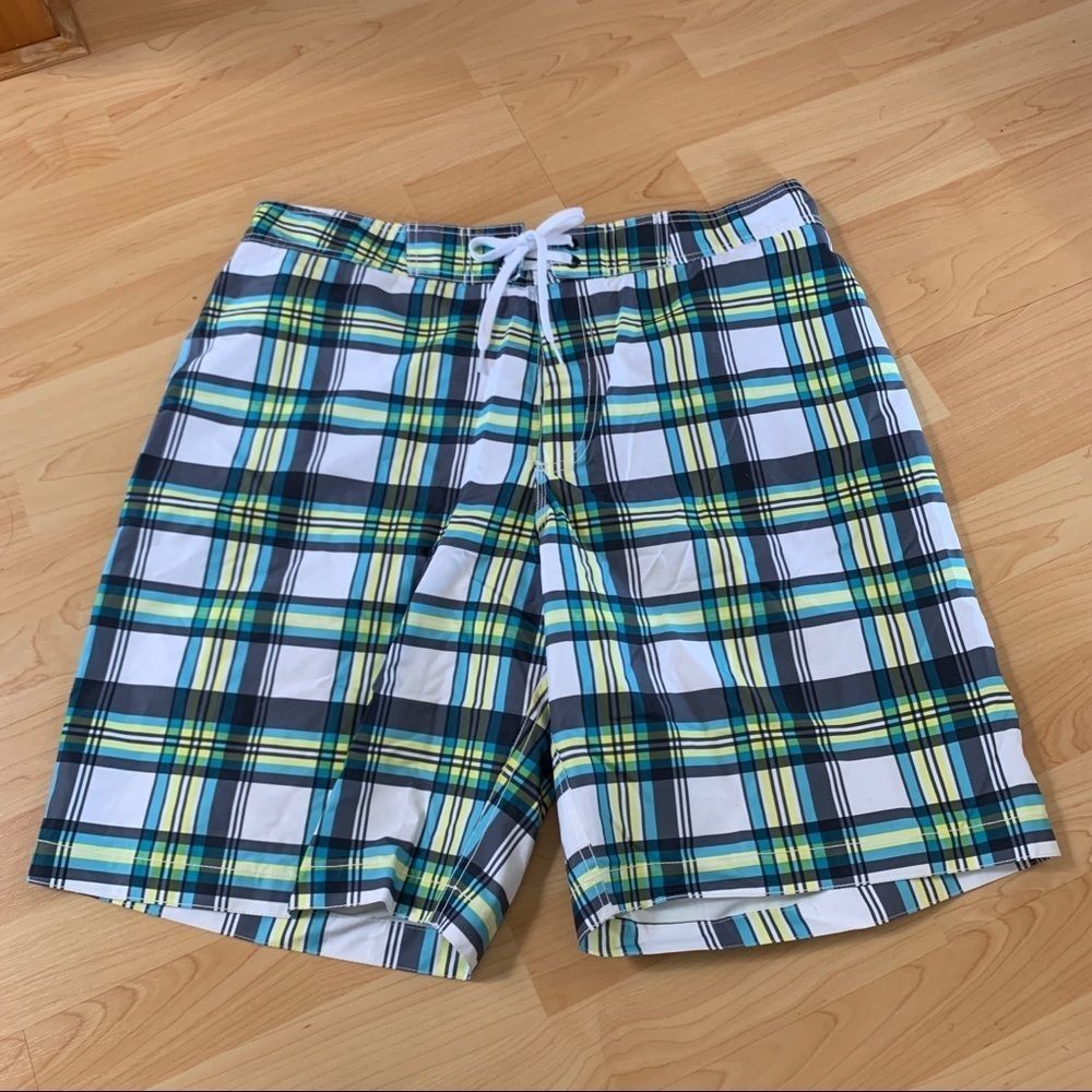 New Old Navy Plaid Swim Shorts Size XL